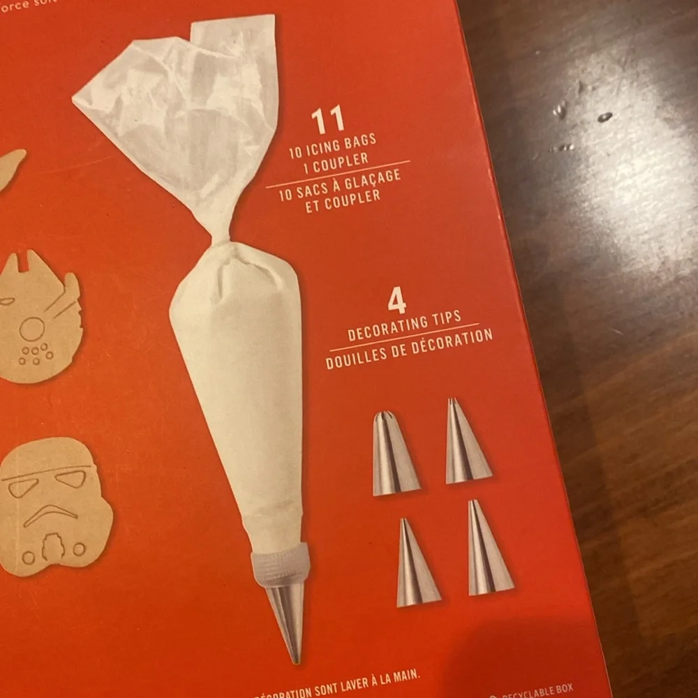 Williams Sonoma Star Wars Cookie Baking Kit - Multicolor